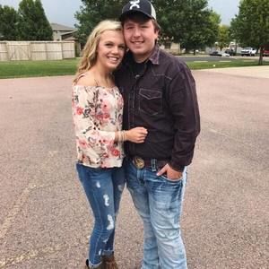 Meet your Posher, Liz